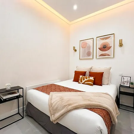 Urban Flat 08 - The Panoramic Flat In *