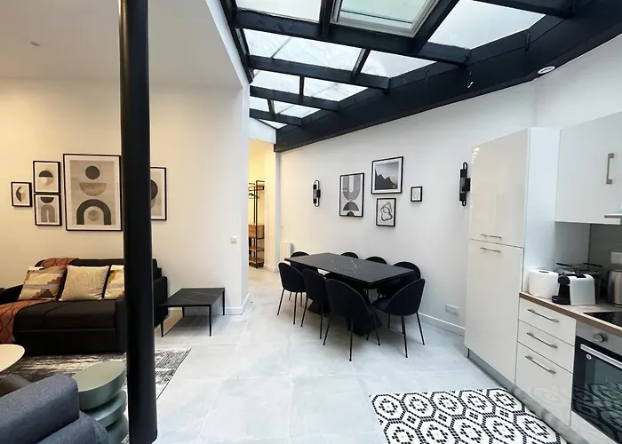 Urban Flat 08 - The Panoramic Flat In